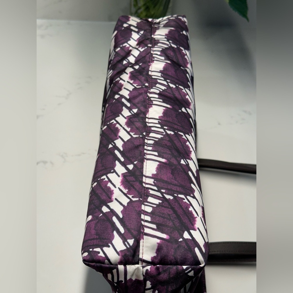 henri bendel Purple Patterned Canvas Tote with Illustration - Picture 12 of 13